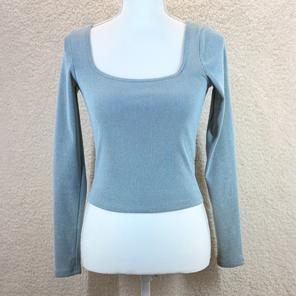 Hollister Ribbed Knit Crop Top Long Sleeve Women M Green Scoop Neck Slim Fit Y2K